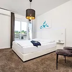 Velden - 24 Checkin Im Zentrum 汽车旅馆