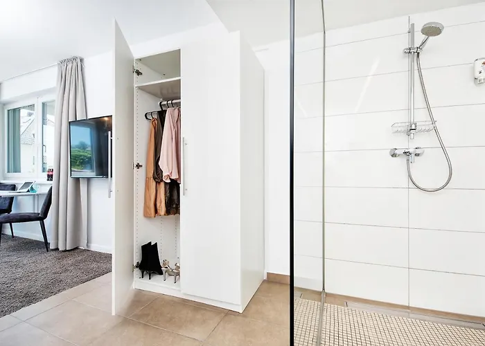 Velden - 24 Checkin Im Zentrum Motel