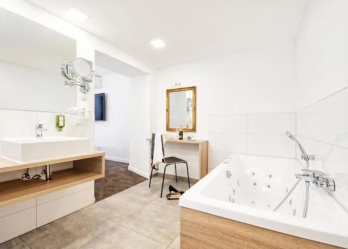 Motel Velden - 24 Checkin Im Zentrum Velden am Woerthersee