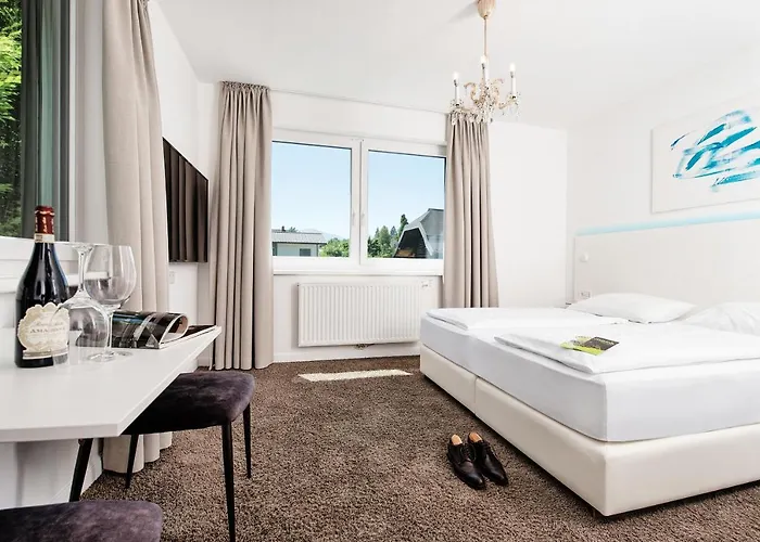 Velden - 24 Checkin Im Zentrum Motel